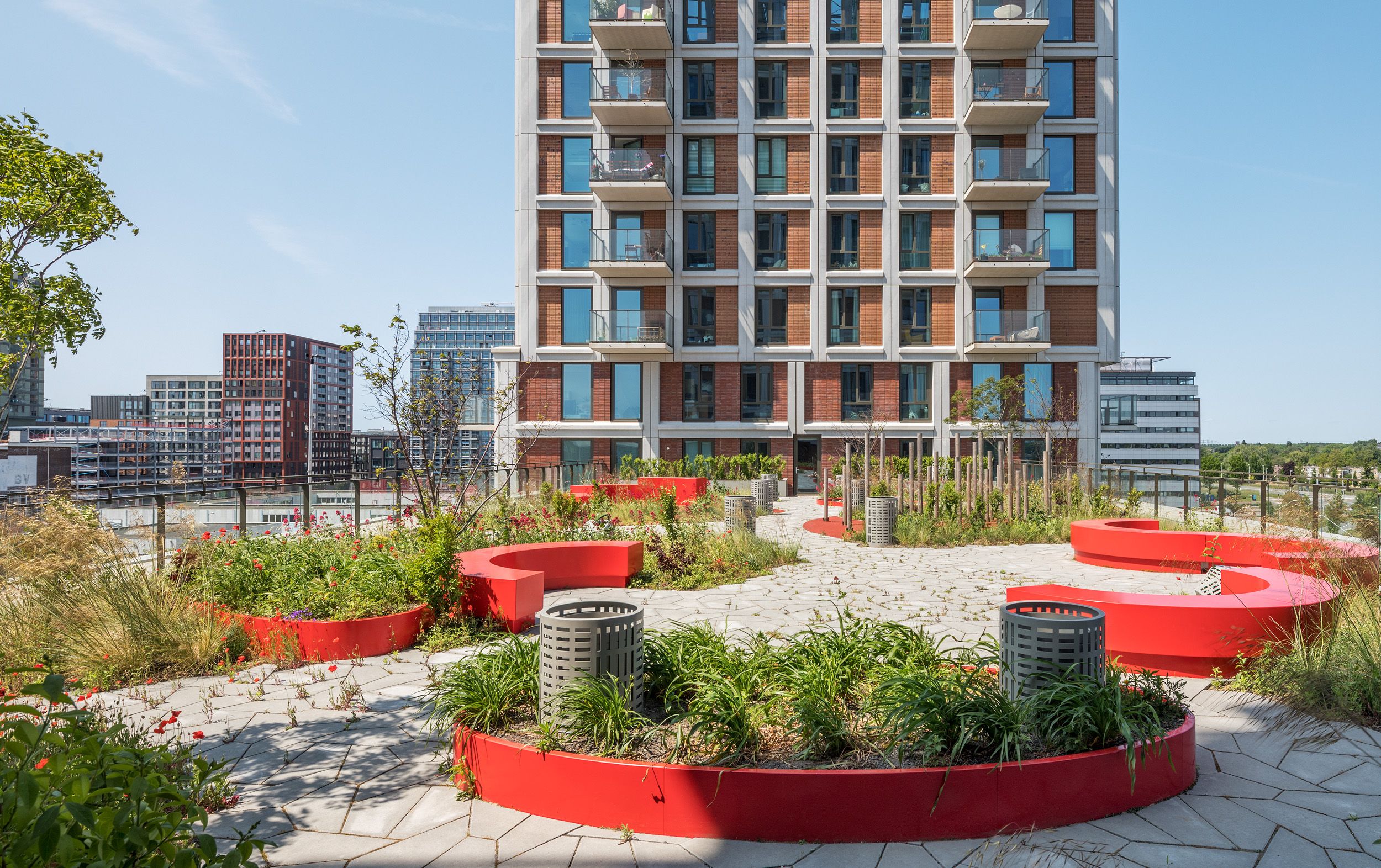 Het Dok, Amsterdam — exterior